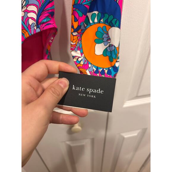 Kate Spade Pink Sea Garden Long Sleeve One Piece Rash Guard Swimsuit Size M NWT - Picture 7 of 8